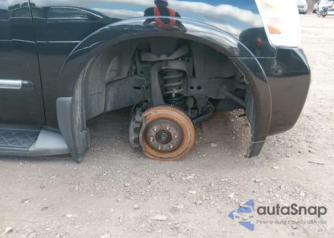 2015 Nissan Armada Platinum z USA, uszkodzony, nr VIN 5N1BA0NE7FN620670